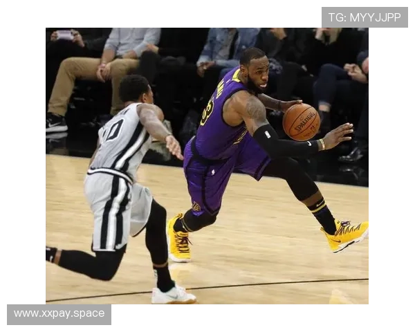 ✅体育直播🏆世界杯直播🏀NBA直播⚽- “整个白宫气氛很低落” 拜登与家人在白宫观看大选计票- sports